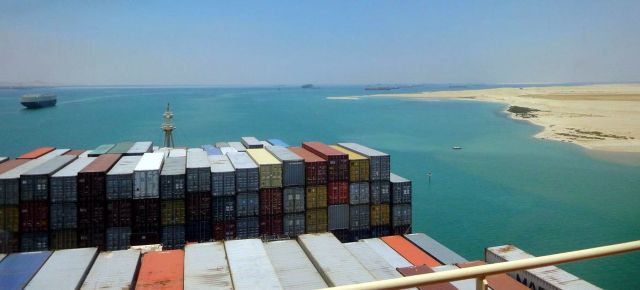 La fermeture du détroit d'Ormuz affecte le commerce à l'échelle mondiale