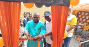 Une villa de plus de 18 millions FCFA pour un revendeur, Barka Orange!