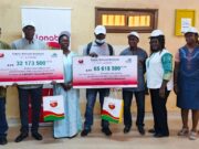 LONAB: plus de 97 millions FCFA remis à deux gagnants du 4+1 du PMU’B à Ouagadougou