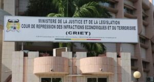 Un faux cadre de ministère «escroque» son beau-père et un policier