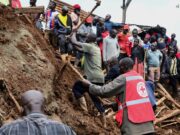 «48 morts et 95 personnes portées disparues» dans des glissements de terrain