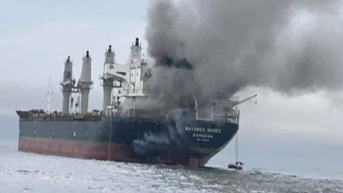 L’Iran annonce avoir frappé un navire américain