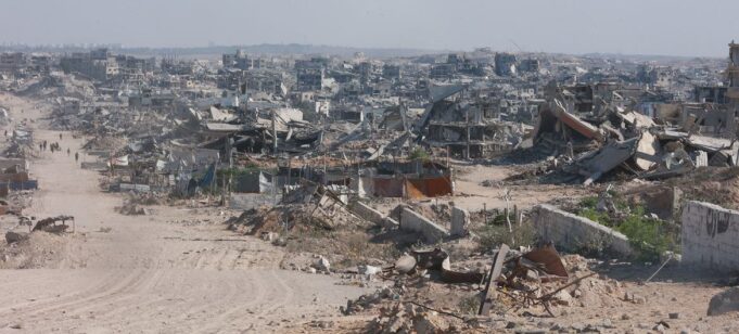 Gaza, Marioupol, El Fasher, Rakhine : un expert de l’ONU alerte sur l’impunité face au «domicide»