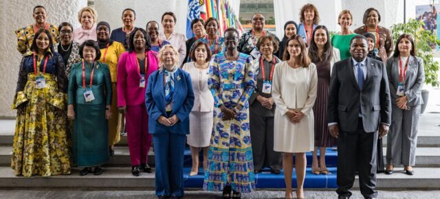 © UIP/Pierre Albouy Les femmes dirigeantes parlementaires s'unissent pour l'égalité des sexes et la paix lors du 15e sommet des femmes présidents du Parlement à Genève.
