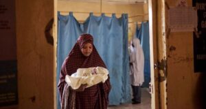 Malnutrition, paludisme et maladies infectieuses : des millions d’enfants en meurent avant 5 ans