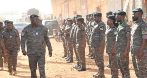 Burkina: le Directeur général des Douanes en tournée de haut niveau au sein des unités