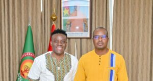 Burkina: l’ex-international Alain Traoré nommé chargé de mission