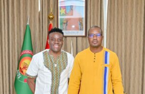 Burkina: l’ex-international Alain Traoré nommé chargé de mission