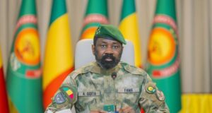 Mali: Assimi Goïta s’occupera désormais du ministère de la Défense