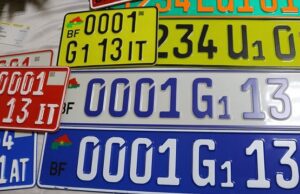 Burkina: 13 693 cartes grises de véhicules et 54 603 de motos confectionnées attendent leur retrait
