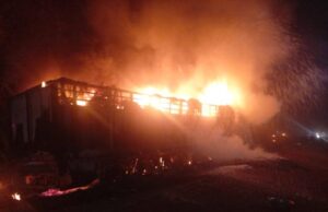 Burkina: intervention des sapeurs-pompiers pour incendies de camion et de magasin