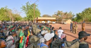 Burkina: le personnel de la Primature en immersion patriotique