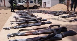 Une trentaine de fusils de type AK-47 saisis lors d’une opération conjointe