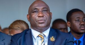 Une ancienne gloire du football africain emprisonné pour viol