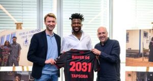 L’Etalon Edmond Tapsoba reste à Bayer 04 Leverkusen jusqu’en 2031