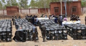 Burkina: la douane de Koudougou saisit 1 708 fûts de cyanure et 126 sacs d’explosifs