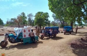 Burkina: des tricycles chargés de cigarettes illicites interceptés à Bendogo