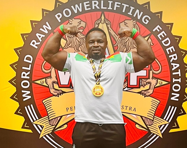 Powerlifting: Alfred Zan Bady remporte la médaille d’or en Chine