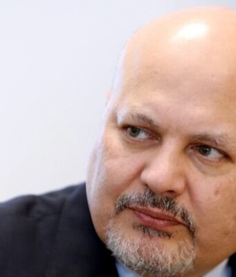 L’ordre des avocats britannique suspend le procureur de la CPI Karim Khan