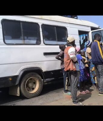 Burkina: fin des activités d’un réseau de convoyage de mineurs vers des sites aurifères étrangers