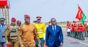 Arrivée du président béninois Romuald Wadagni à Ouagadougou