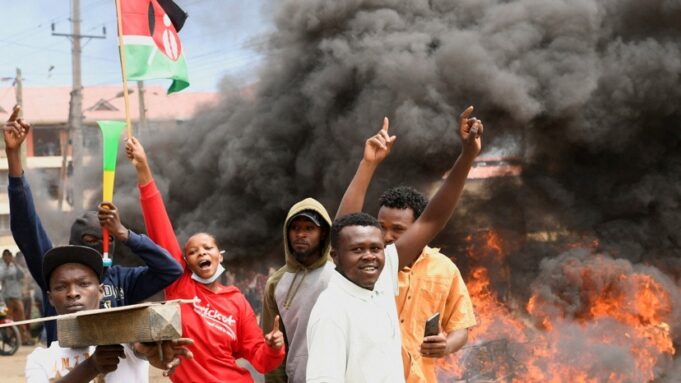 Kenya/Ebola: un mort lors des manifestations contre un centre de quarantaine américain