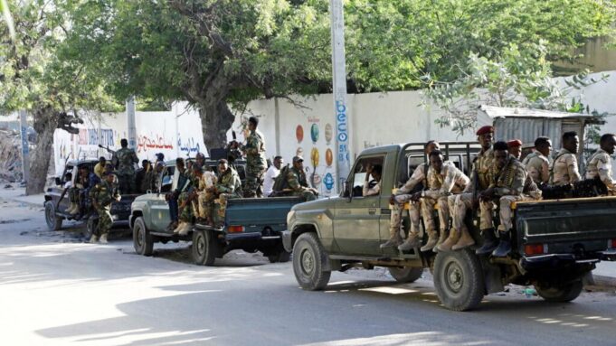 Somalie: des échanges de tirs secouent Mogadiscio dans un climat de fortes tensions politiques