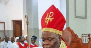 Mozambique: l’Église catholique africaine réclame justice après le meurtre d’un évêque