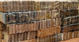 Près d’une tonne de cocaïne interceptée à Koumpentoum