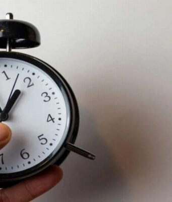 Le Maroc abandonne définitivement le GMT+1 et revient à l’heure de Greenwich