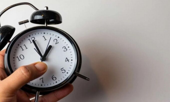 Le Maroc abandonne définitivement le GMT+1 et revient à l’heure de Greenwich