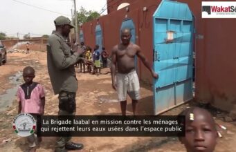 Burkina: lutte contre les eaux usées dans l’espace public