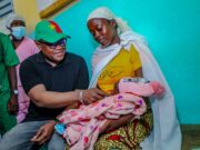 Burkina/Matiacoali: le 1er bébé, la 1ère césarienne, un sourire qui raconte tout