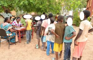 Burkina: 1 911 personnes dont 1 396 enfants retirées de la rue en dix jours