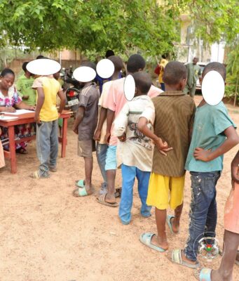 Burkina: 1 911 personnes dont 1 396 enfants retirées de la rue en dix jours