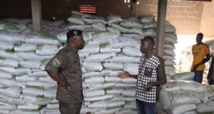 Burkina: plus de 300 tonnes d’engrais de contrebande saisies à Léo