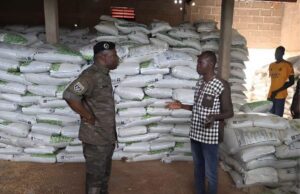 Burkina: plus de 300 tonnes d’engrais de contrebande saisies à Léo