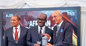 Dr George Donkor distingué pour son leadership en finance du développement en Afrique