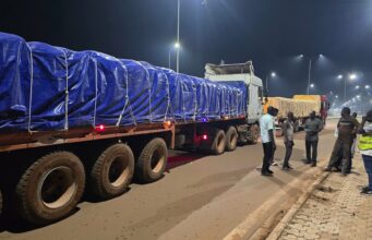 Burkina: cinq camions transportant du ciment interceptés