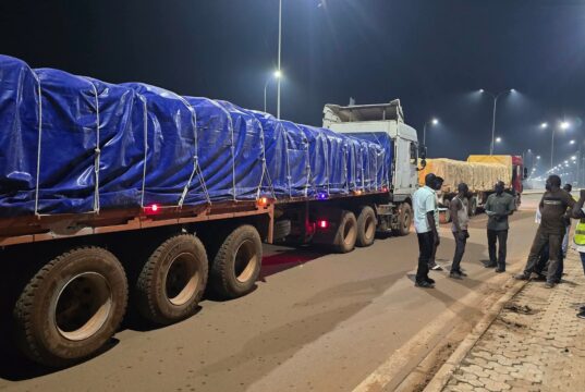 Burkina: cinq camions transportant du ciment interceptés