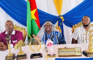Médecine traditionnelle: Adja Bonkoungou de Zagtouli dévoile ses distinctions et annonce de nouvelles initiatives