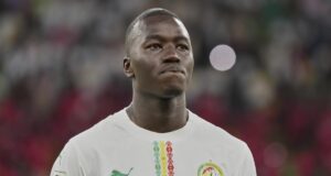 Pape Gueye met sa carrière internationale entre parenthèses