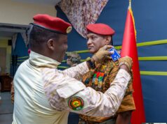 Burkina/Armée: les nouveaux promus reçoivent leurs attributs