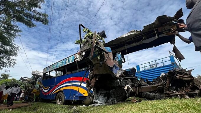 21 personnes tuées dans l’accident d’un bus scolaire