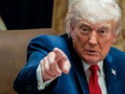 Donald Trump cible les médias étrangers