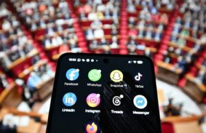 France: les réseaux sociaux interdits aux moins de 15 ans dès la rentrée