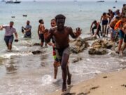 A Ceuta comme à Johannesburg, la chasse aux migrants bat son plein!