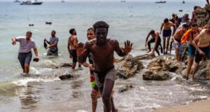 A Ceuta comme à Johannesburg, la chasse aux migrants bat son plein!