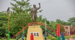 Mémorial Thomas-Sankara: 2ème cérémonial militaire au Président Thomas Sankara et à ses 12 compagnons