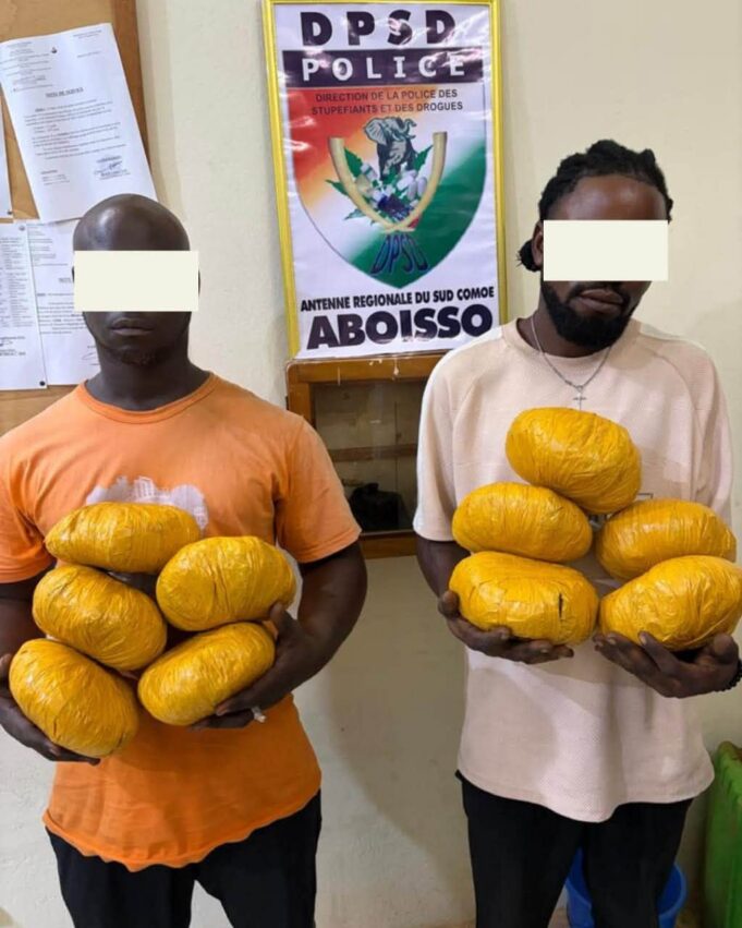 Deux individus interpellés avec 10 ballons de cannabis